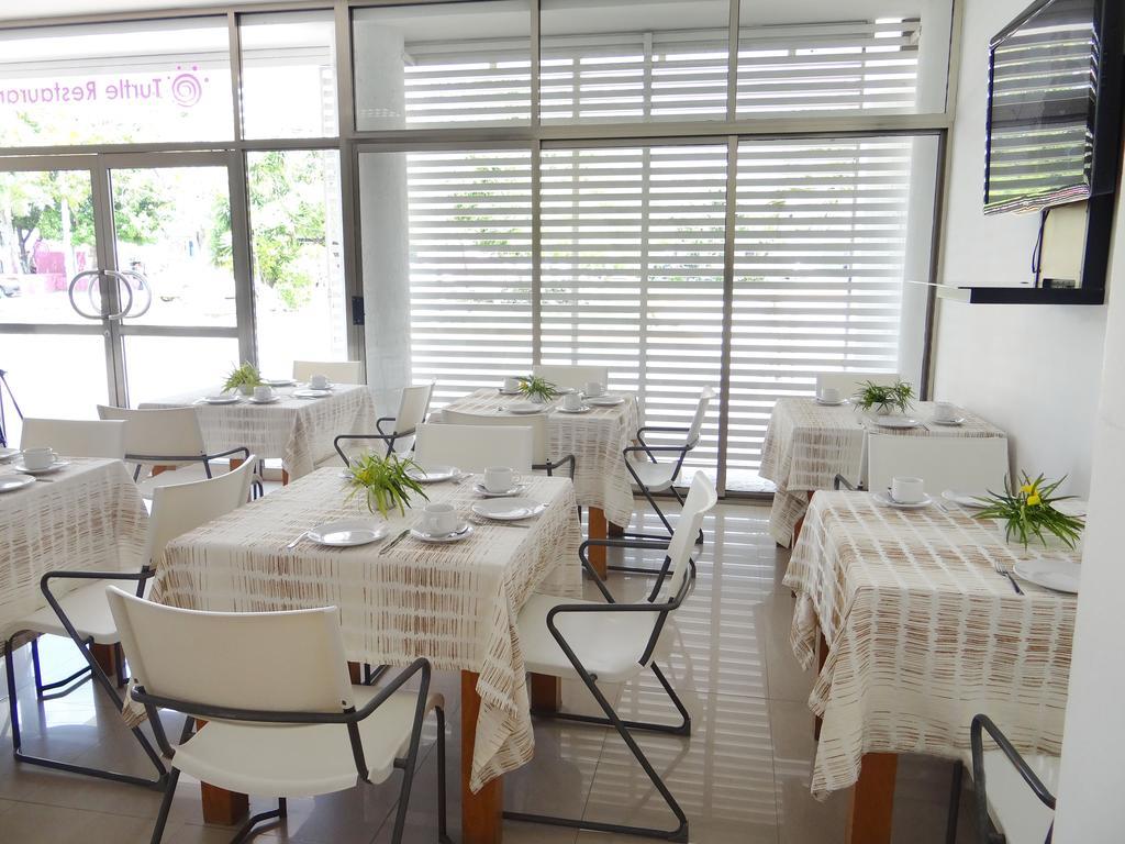 קנקון Hotel Suites Gaby מראה חיצוני תמונה