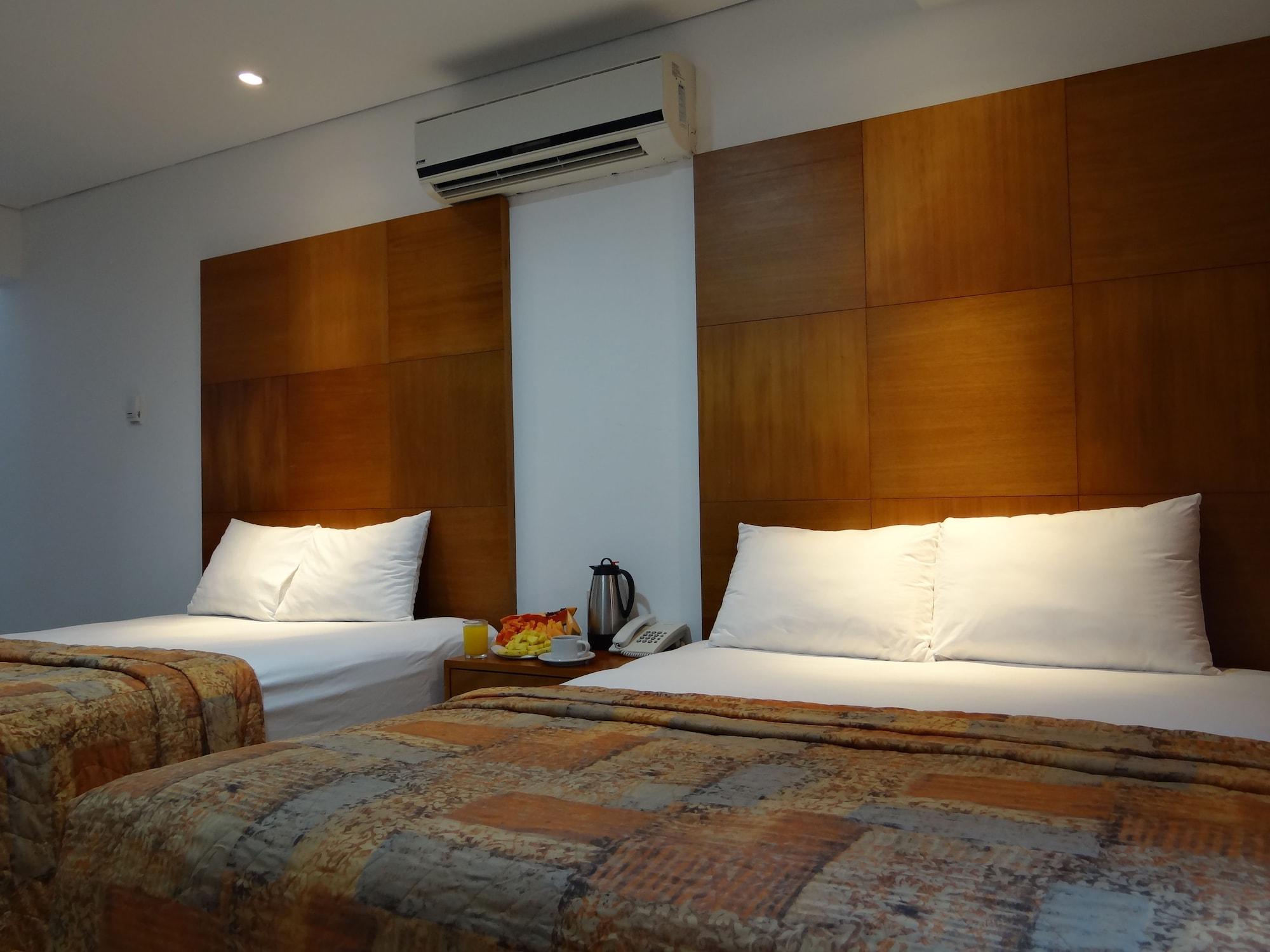 קנקון Hotel Suites Gaby מראה חיצוני תמונה