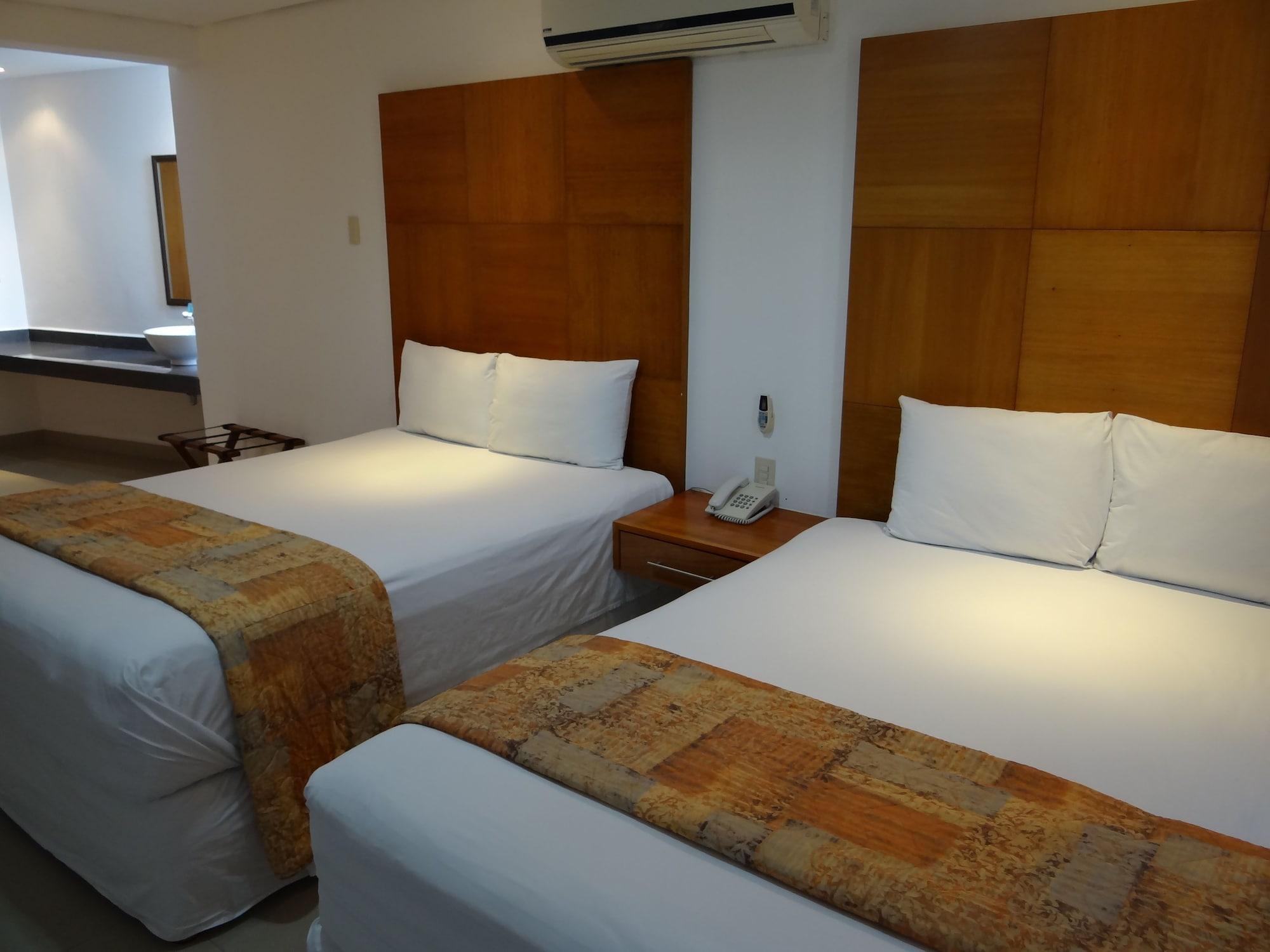 קנקון Hotel Suites Gaby מראה חיצוני תמונה